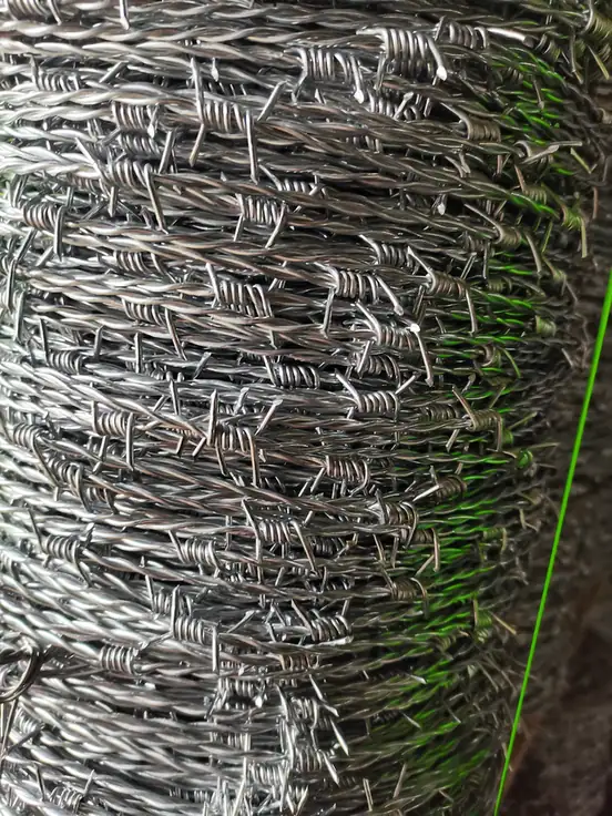 Barbed wire coil with 240 gram zinc coating at 1.8 millimetre diameter