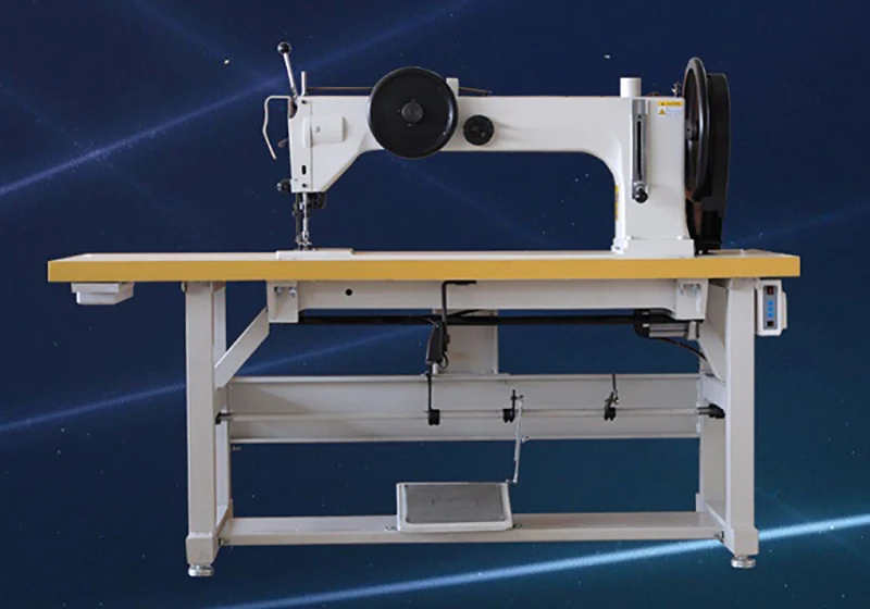 Long Arm Heavy Duty 1 Meter Buffs Sewing Machine with large working area and presser foot