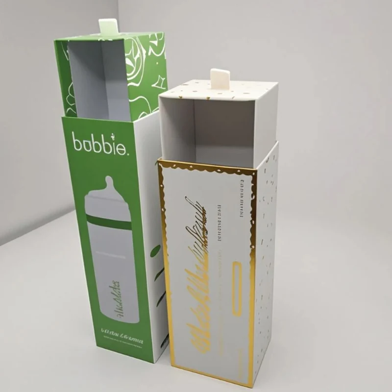 Sleeve and drawer of the baby gift box separated