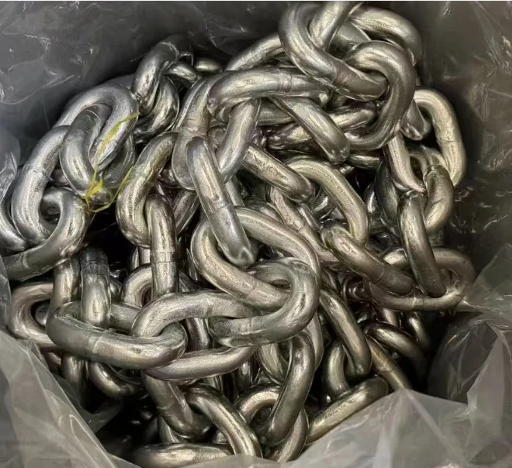 Galvanized mild steel medium link welded chain