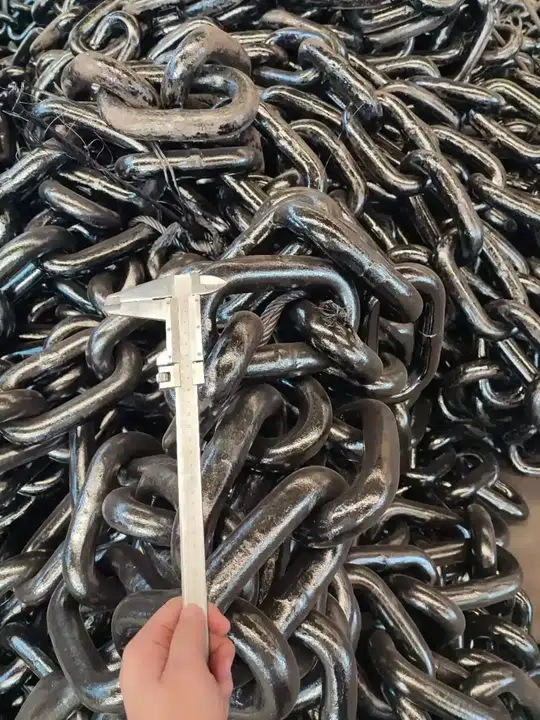 Studless anchor chain prepared for shipment