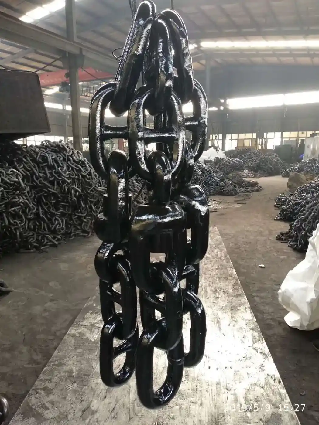 Swivel forerunner assembly for anchor chain