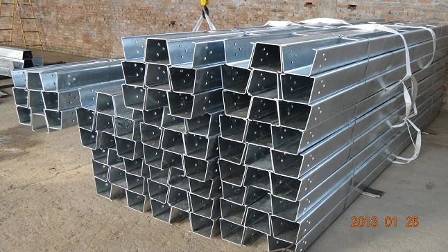 Close-up view of the open box beam profile showing the 200x150x149mm cross-section