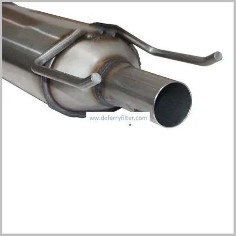 TD15802 VW TOUAREG view 6