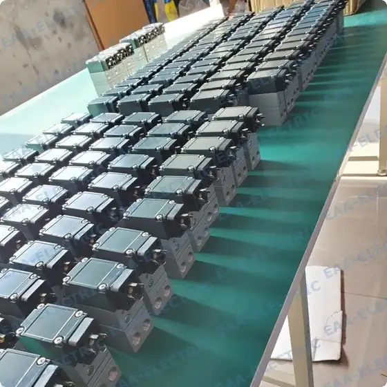 OEM Case 6-550X: 550X electro pneumatic transducers produced for an OEM customer