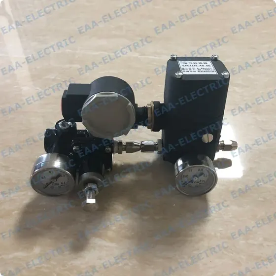 EPC1000 electro pneumatic transducer top view displaying connection ports