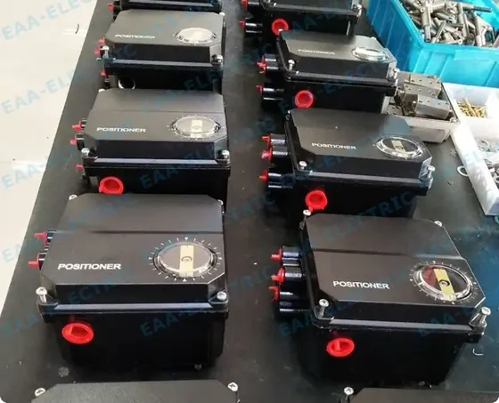 NE724 positioner side profile showing compact low mass force coil housing construction
