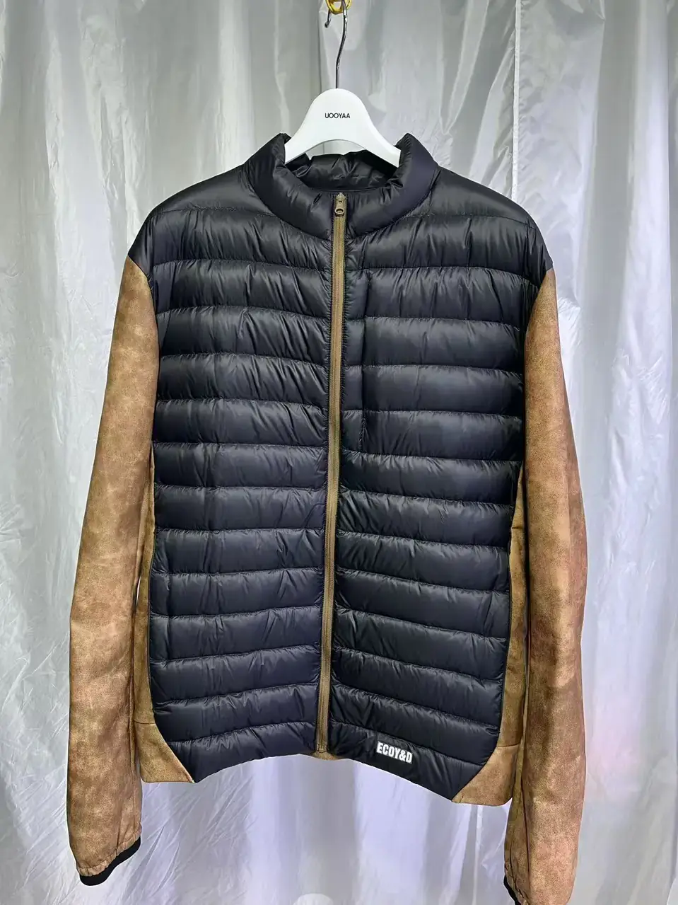 YD4010 black quilted down jacket with tan contrast sleeves