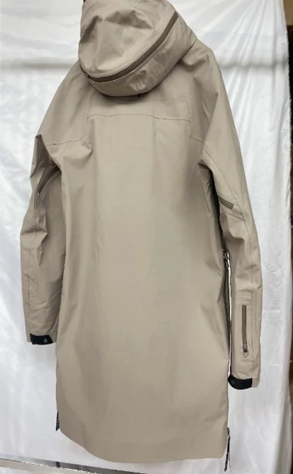 375 twinset padding coat showing inner jacket construction with 100% polyester fabric and lining