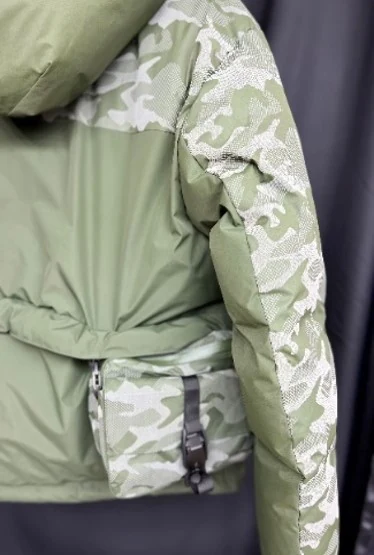 YD-805-1 jacket back view showing 3D print construction and full-length zip