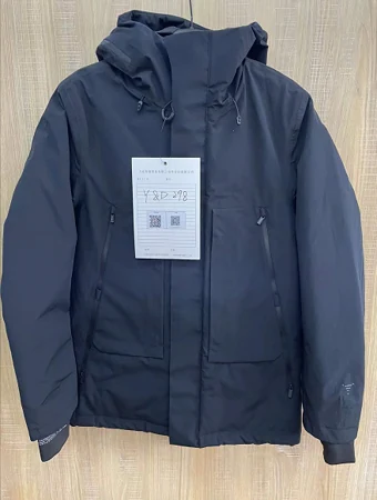 YD298 technical outerwear garment with 100% terylene outer and 100% nylon inner fabric