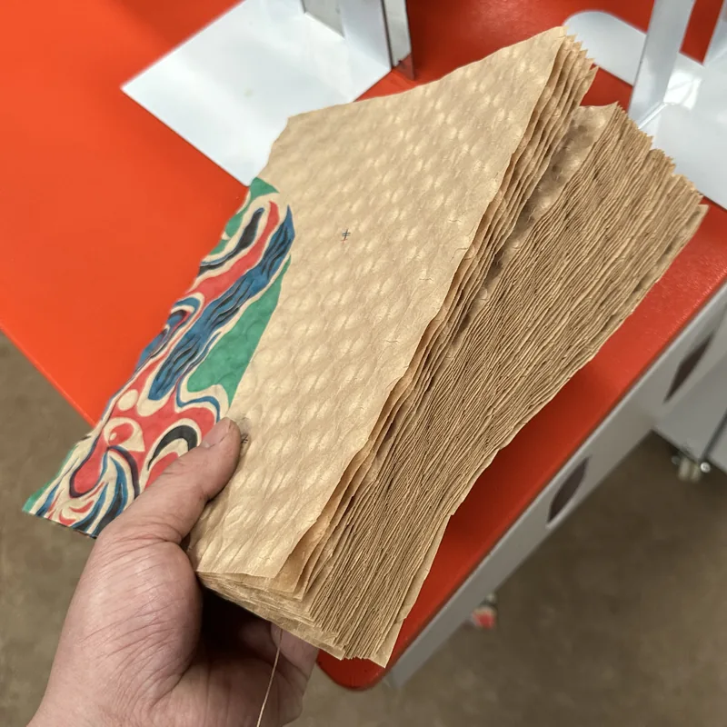 Paper Bubble Sheet Making Machine - detail view 2