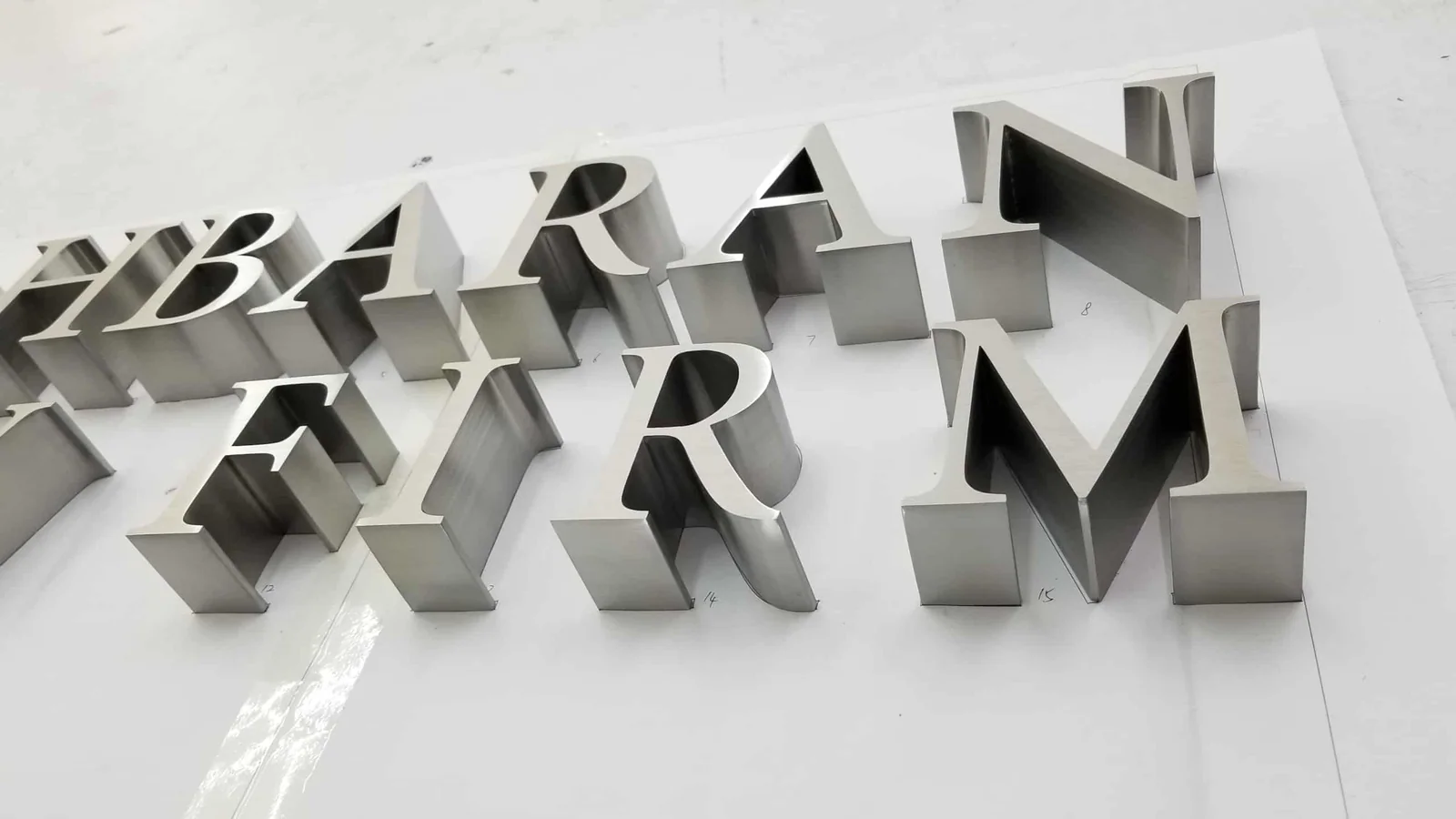Metal sign letters manufactured in Shenzhen