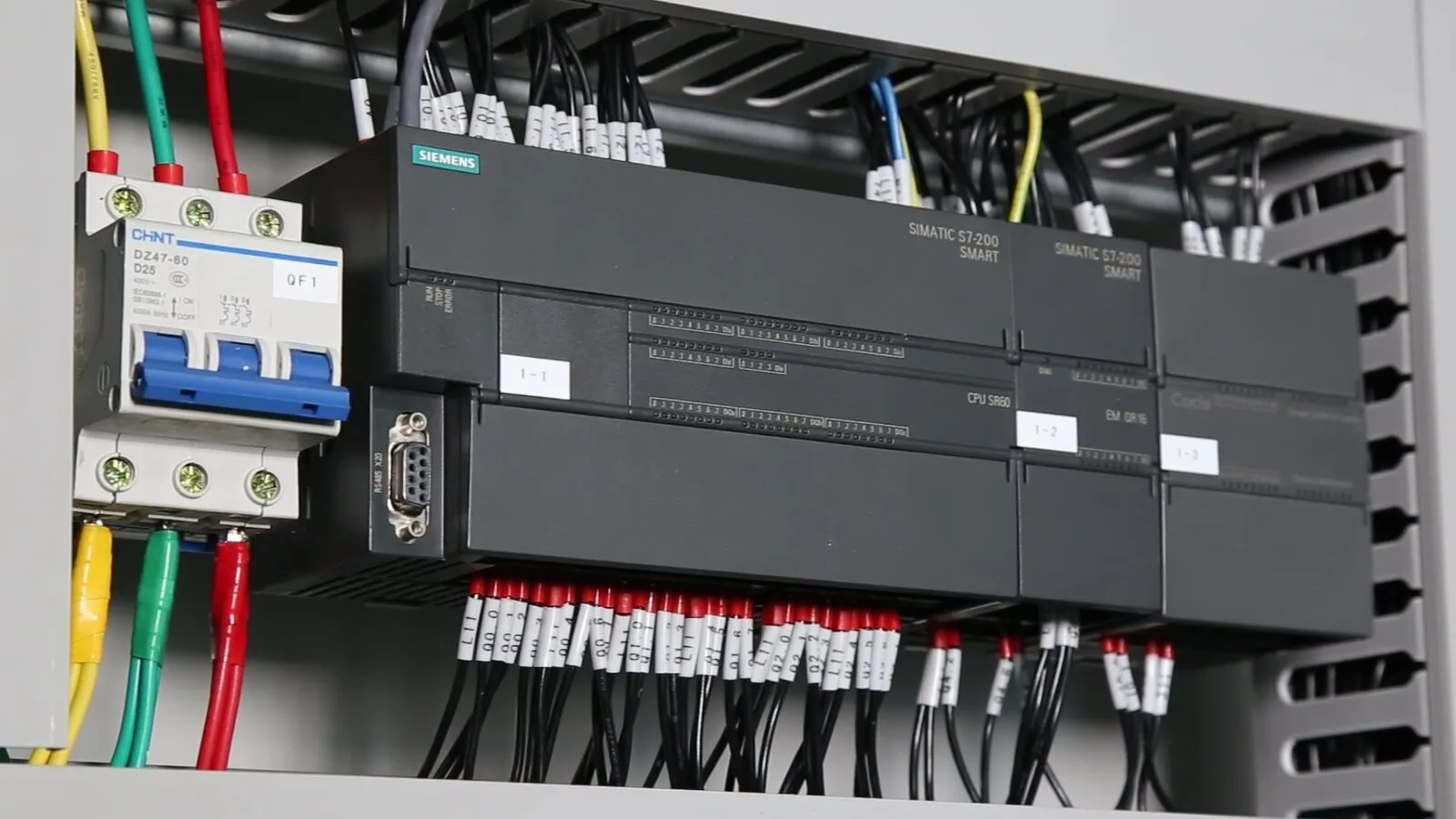 HMI Touchscreen Operator Station
