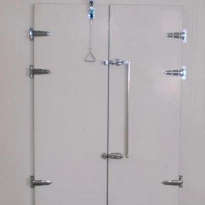 Insulated Flip Flap Door — photograph 4