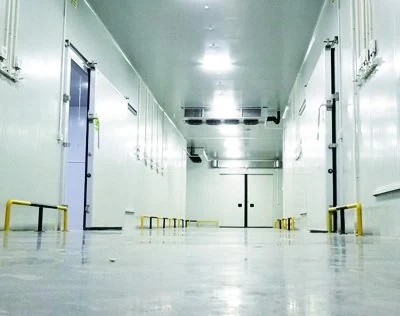 Sliding Cold Storage Door — photograph 6