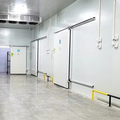 Sliding Cold Storage Door — photograph 1