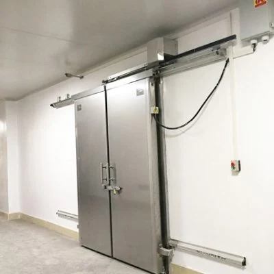 Sliding Cold Storage Door — photograph 5