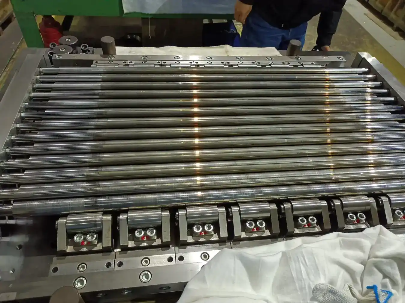 Unidad de rodillos Ascon para máquina de nivelación por tensión de alta precisión