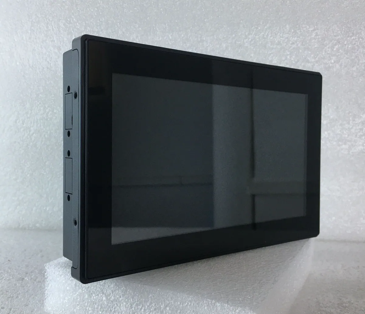 7 inch All-in-one Touch Screen Panel PC – Embedded Panel PC