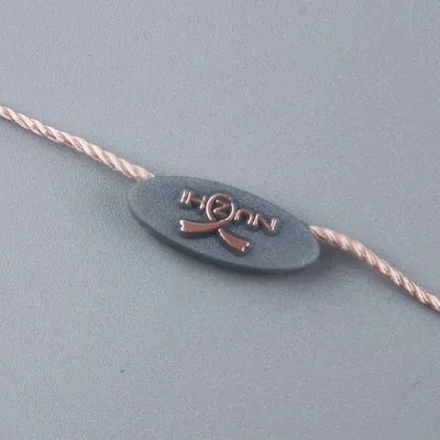 High-end Clothing Double-inserted Plastic Hanging Tablets Logo Epoxy Bronzing supplied by BY Boyuan