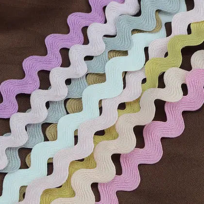 Color Polyester 8mm Wavy Jacquard Ribbon Home Textile Curved detail view 3