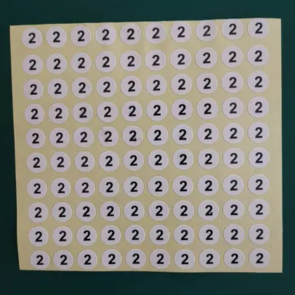 Digital Self-adhesive Label Clothes Size Shoes Letter Dot Round detail view 2