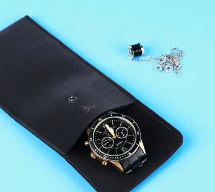 High-end Jewelry Bags Flap Cover Dark Buckle Flannel Storage detail view 3