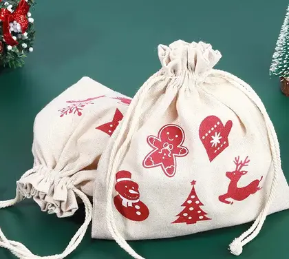 Custom Christmas Gift Bag Drawstring Candy Burlap Portable Can supplied by BY Boyuan