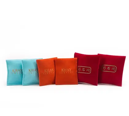 Shenzhen Customize Flip Bags Jewelry Snap Double-sided Flannel Silk detail view 3