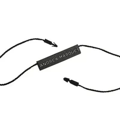 String Tag Lock PARA Garments detail view 2