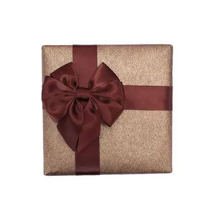 Valentine's Day Gold-lettered Ribbon Birthday Cake Christmas Gift Box detail view 3