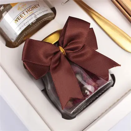 Valentine's Day Gold-lettered Ribbon Birthday Cake Christmas Gift Box detail view 2
