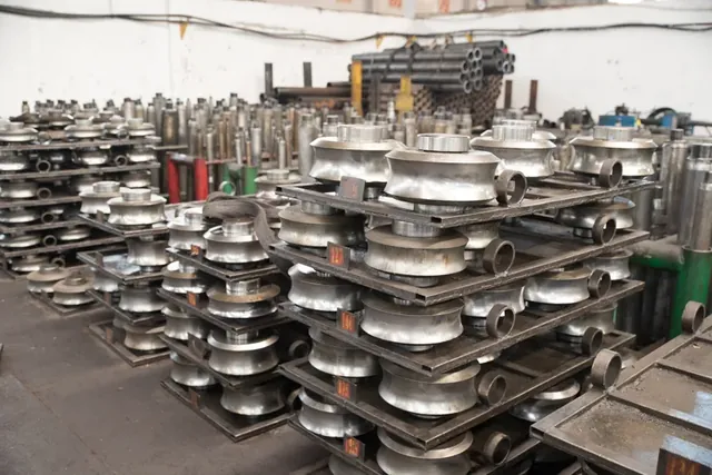 Seamless tube workshop production bay