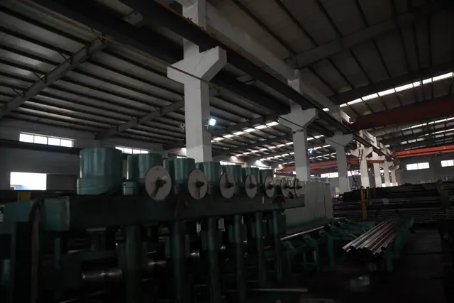 Rolling machines in the seamless tube workshop