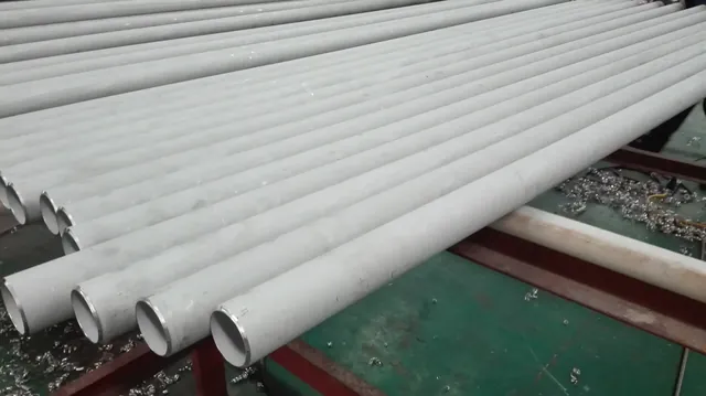Duplex stainless steel seamless tube lengths in the workshop