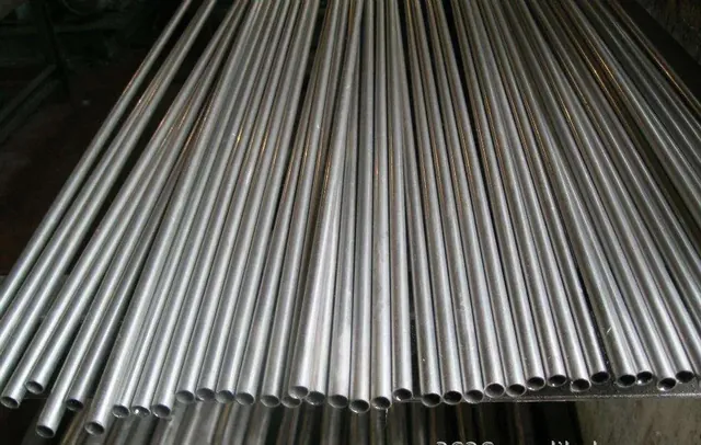 Nickel alloy seamless tube lengths