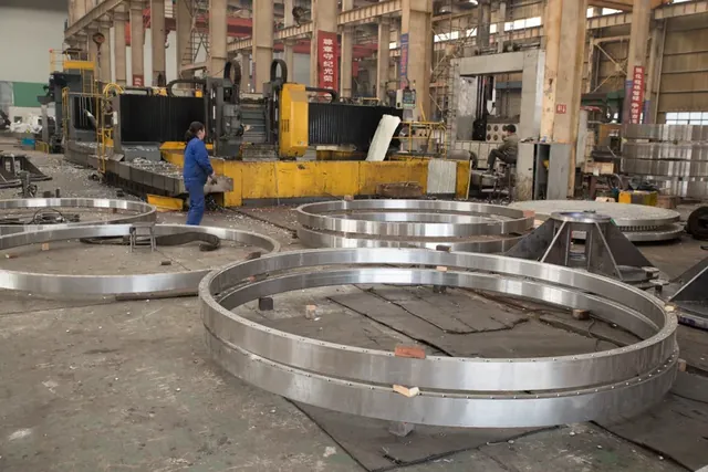 Tube plate being faced before drilling