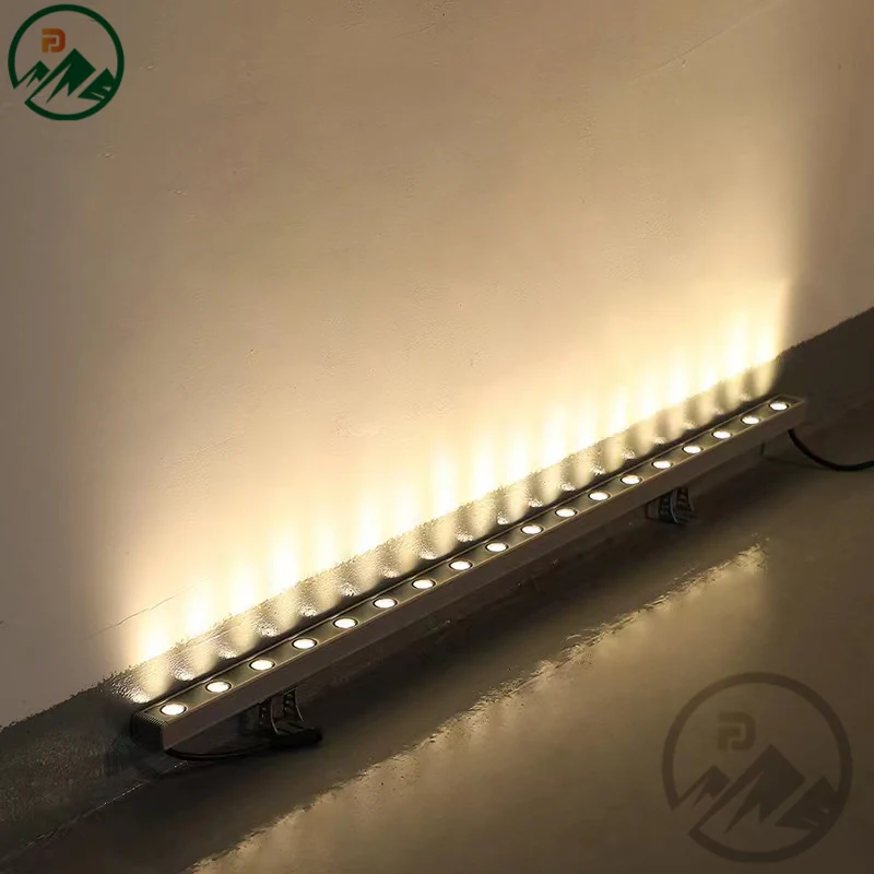 Linear LED wall washer with die-casting aluminium body and DC24V input