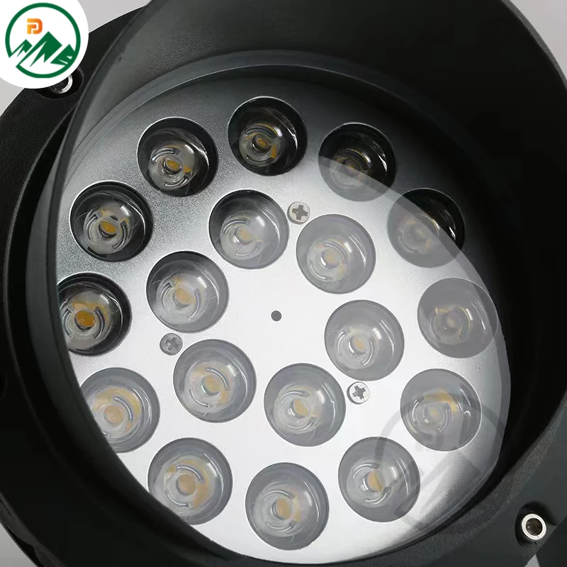 Side view of the FD-S825R18 flood light with aluminium body and snoot