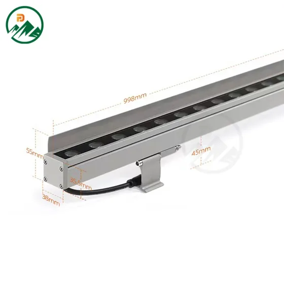 24W DC24V LED wall washer with baffle mounted on a vertical surface