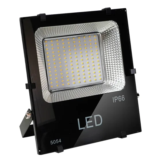 30W LED flood light with die-cast aluminium housing and 3000K warm white light
