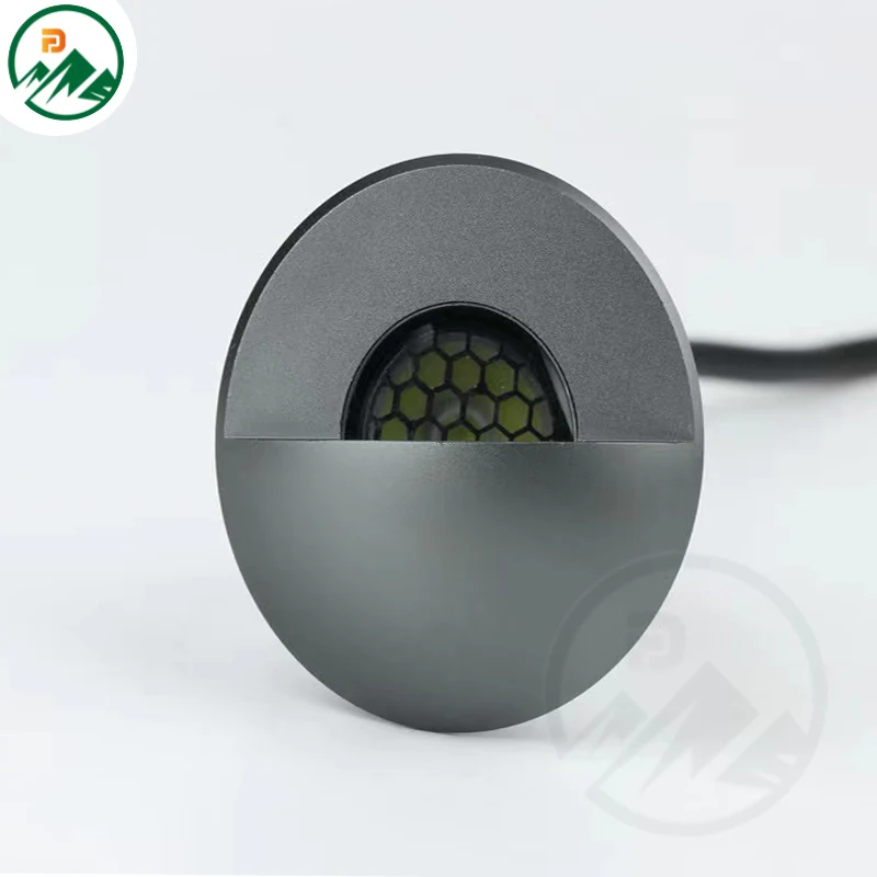Close-up of the D33 mm cut-out and half-mask cover on the FD-U120R03 fixture