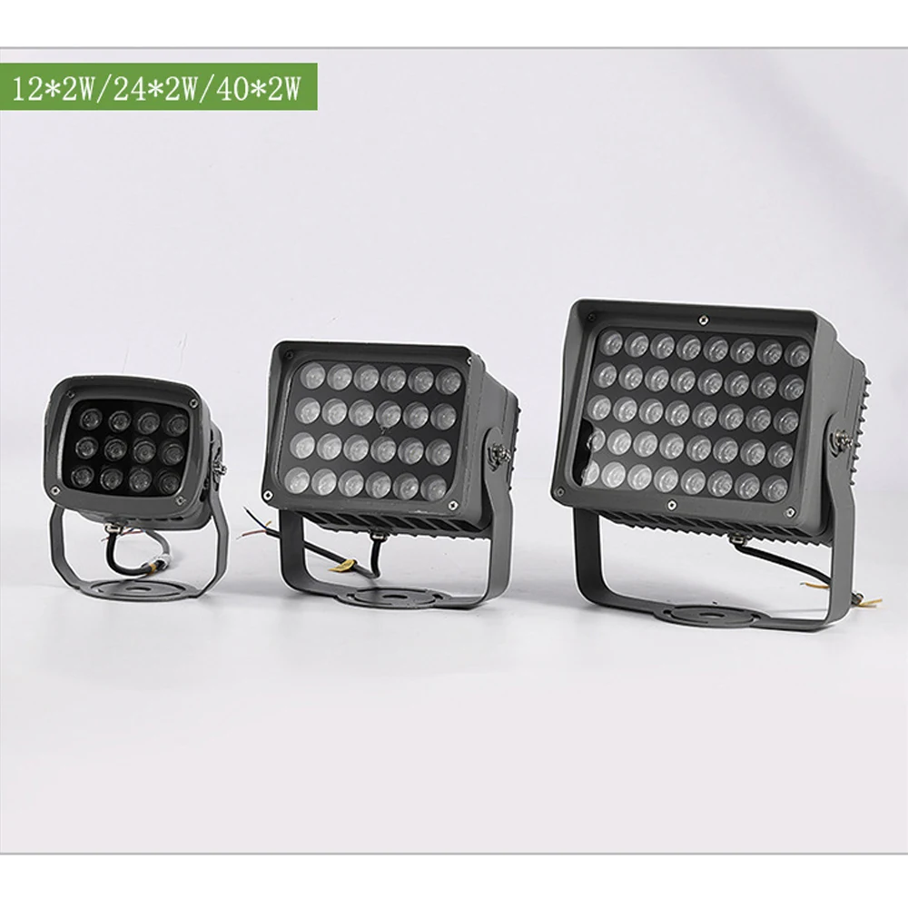 LED flood light FD-S040S80 with 120° beam angle illuminating a large wall surface