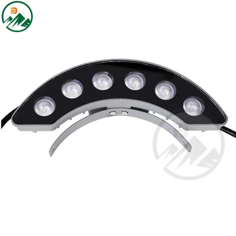 Outdoor LED tile lamp FD-TL010L06 mounted on a flat building top surface