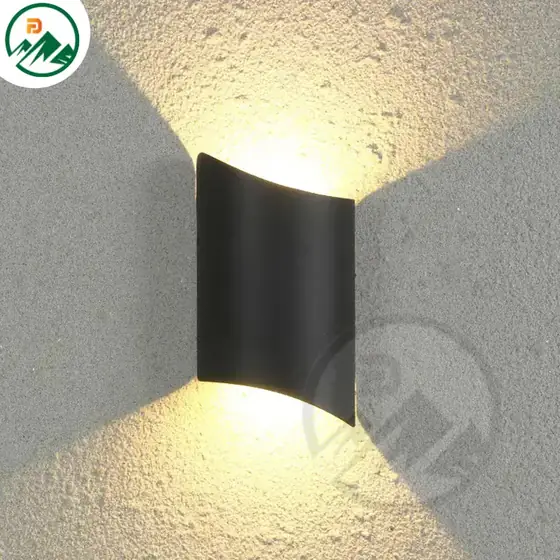 Outdoor LED wall lamp FD-IW060X10 with slim aluminium body and glass cover