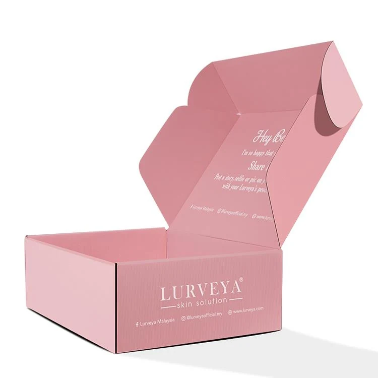 Personalized Cardboard Box for Exclusive Fashion Items 3 detail view