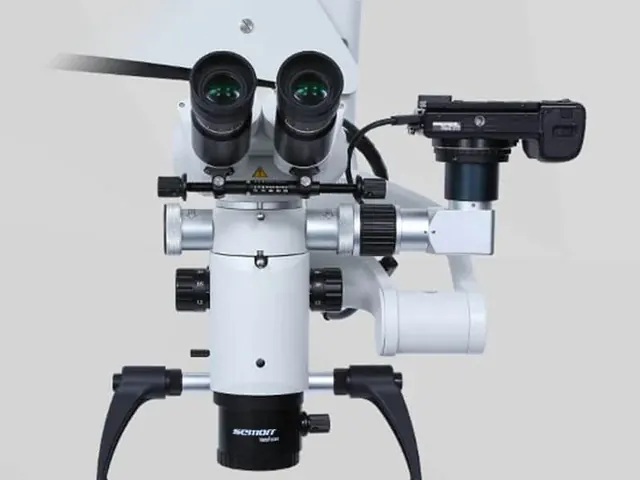 4K Ultra HD Dental Microscope