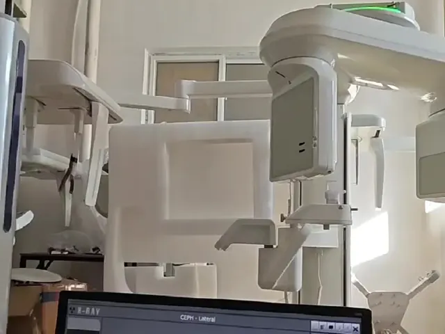 Used Dental CBCT for Vietnam: USD 9,000–10,000 FOB Shanghai, 3–5 Day Shipping to HCMC and Hai Phong