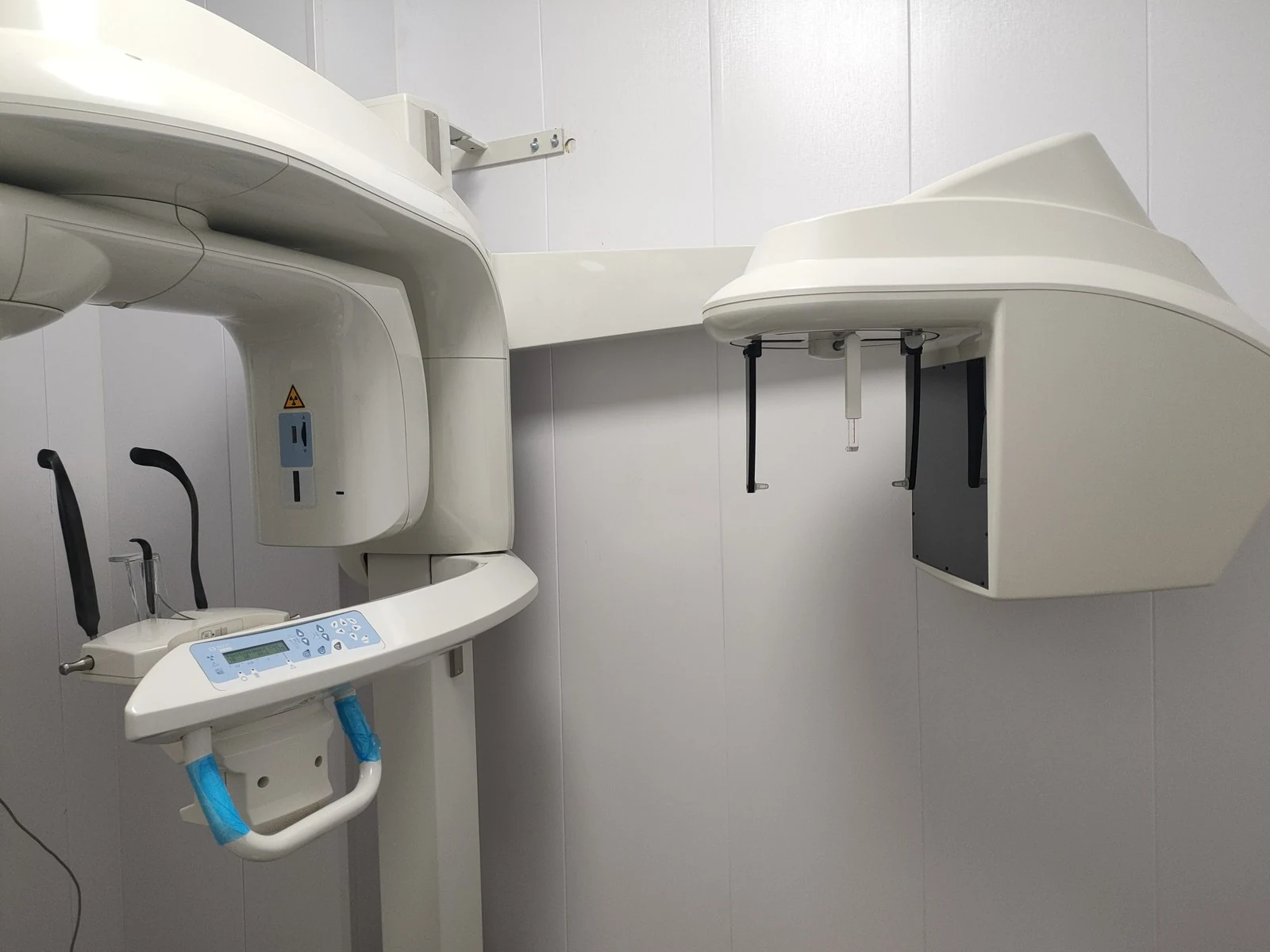 Dental Equipment Sourcing for Angolan Practice: Luanda Private Clinics with ARMED Portuguese Compliance